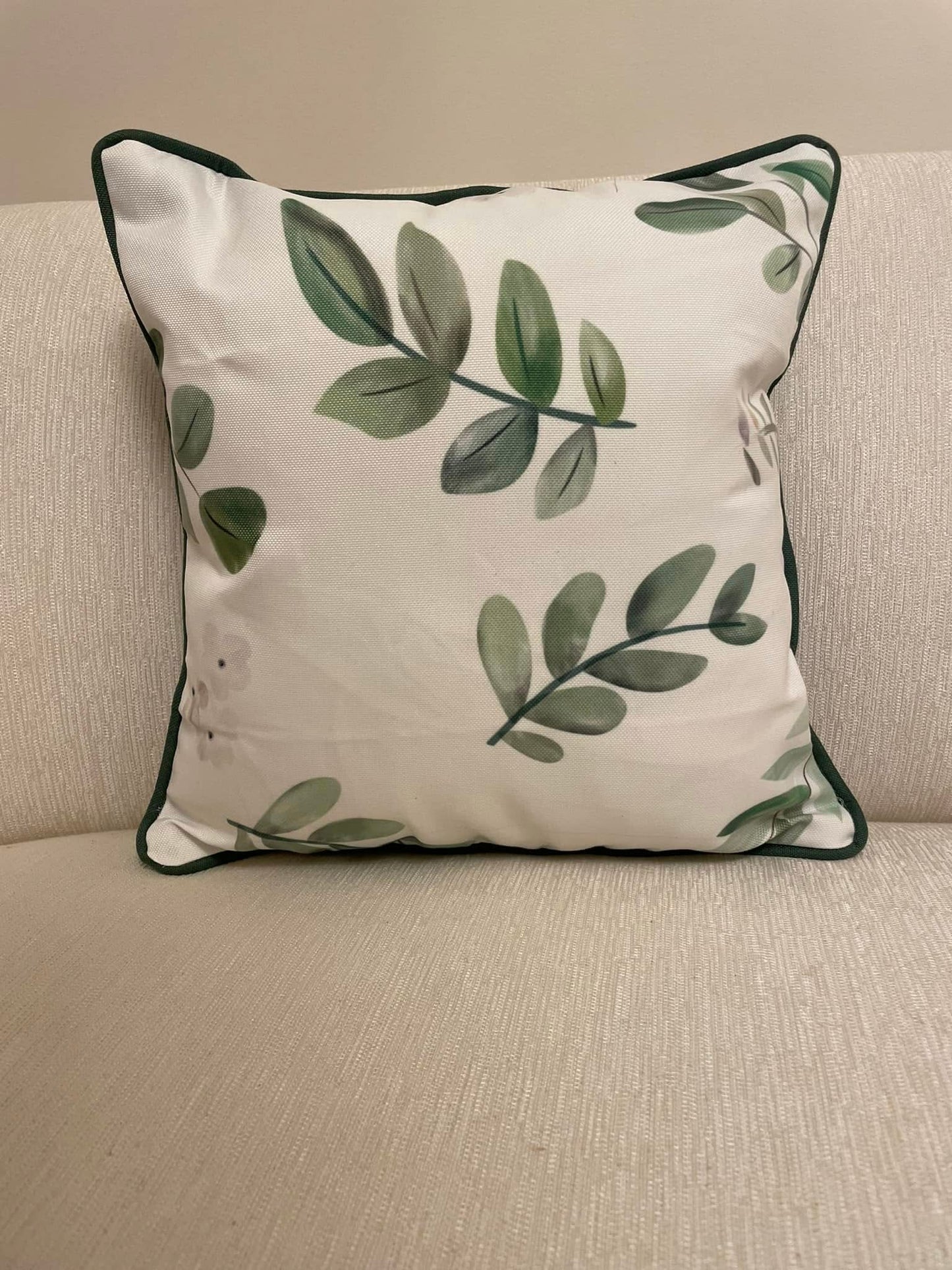 Table Cloths - Green leaves